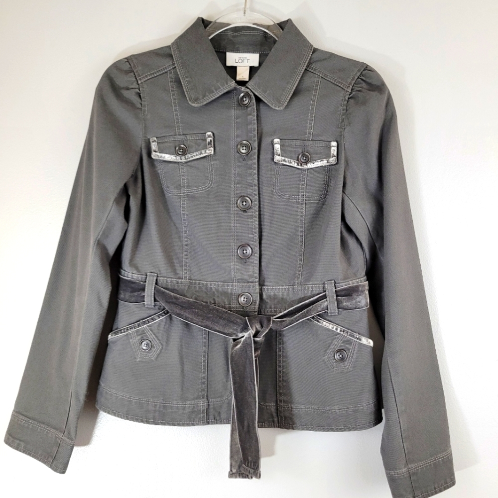 Ann Taylor LOFT grey cotton twill belted utility jacket with velvet trim